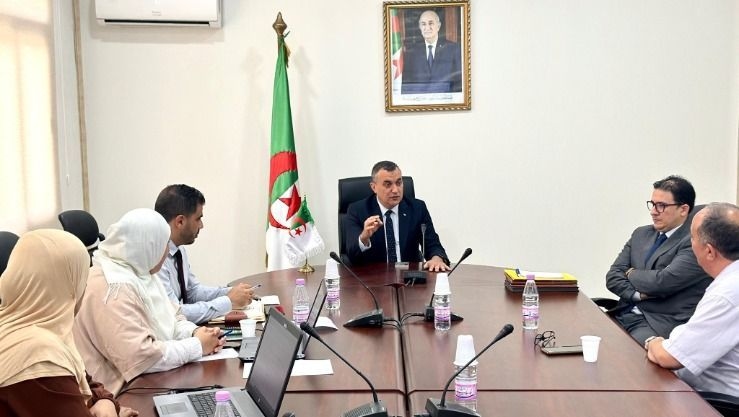 وزير البريد والمواصلات يشرف على مجريات المسابقة الداخلية لشغل مناصب عليا في القطاع - الوطني : البلاد