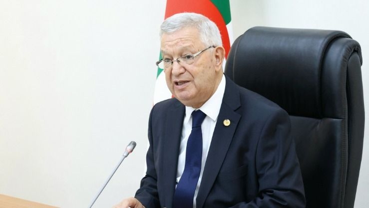 ناصري يوقع على سجل التعازي إثر وفاة رئيس جمهورية نيجيريا الأسبق - الوطني : البلاد