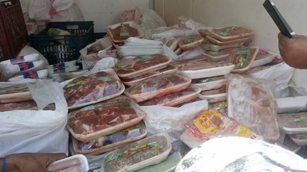بيطرى الغربية: ضبط 104 كيلو أغذية غير صالحة للاستهلاك الأدمى