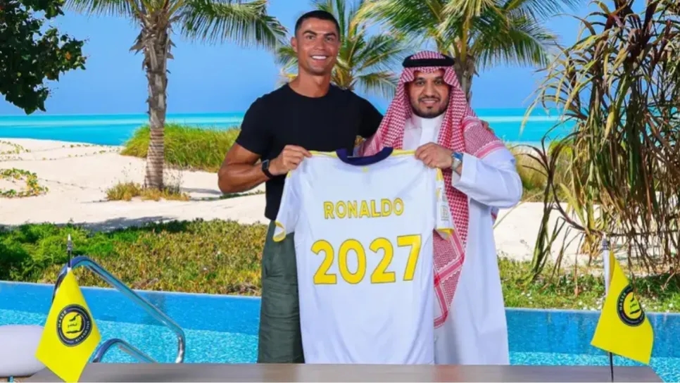 النصر يمدد عقد رونالدو