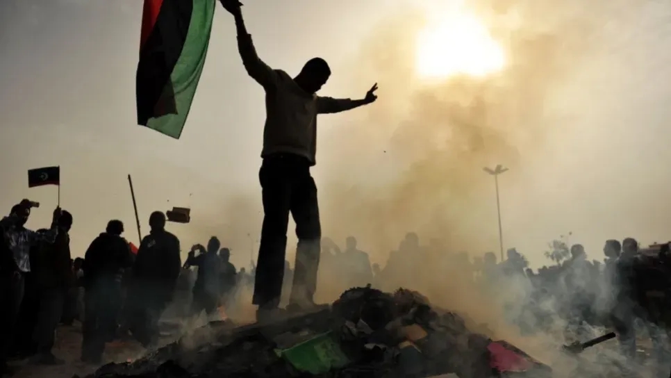 تكتل قبلي يلوّح باستهداف التواجد الأجنبي في ليبيا