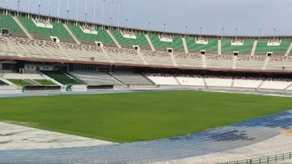 أزمة ملاعب في العاصمة