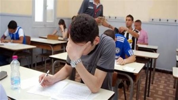 إصابة 4 طلاب بإغماء داخل لجان امتحانات الثانوية العامة في بني سويف