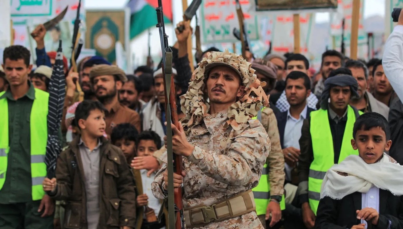 الحوثيون: أكبر هجوم ضد إسرائيل رداً على غاراتها على اليمن