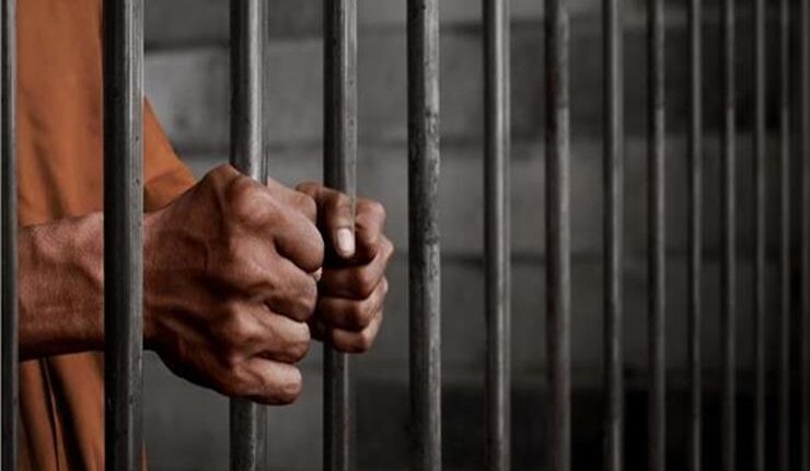 سجين يهرب من السجن في حقيبة نزيل أفرج عنه