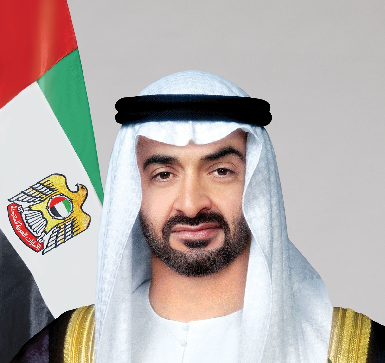 رئيس الدولة يستقبل وفد مكتب شؤون حجاج الإمارات ويشيد بجهودهم