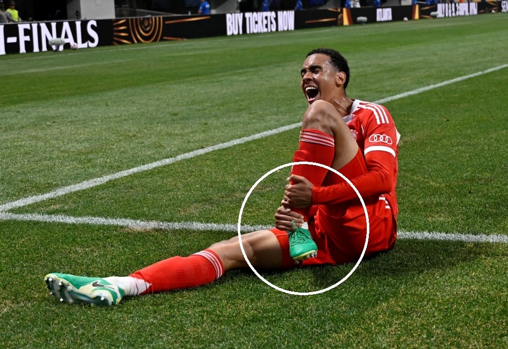 مشهد صعب لإصابة الموهبة جمال موسيالا.. «أبكى العالم»! (فيديو)