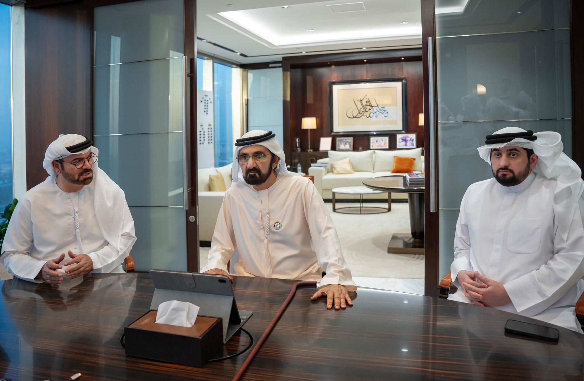 محمد بن راشد: "لا يوجد نظام مثالي .. ولكن كل شي قابل للتطوير والتحسين"