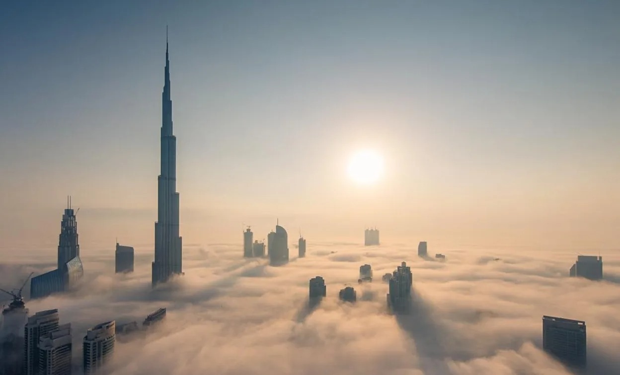 ناطحات السحاب في الإمارات.. أيقونات معمارية تُعانق السماء