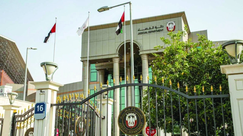 مشترٍ يسدد مخالفات مرورية على مركبة.. والبائع يتراجع عن الاتفاق