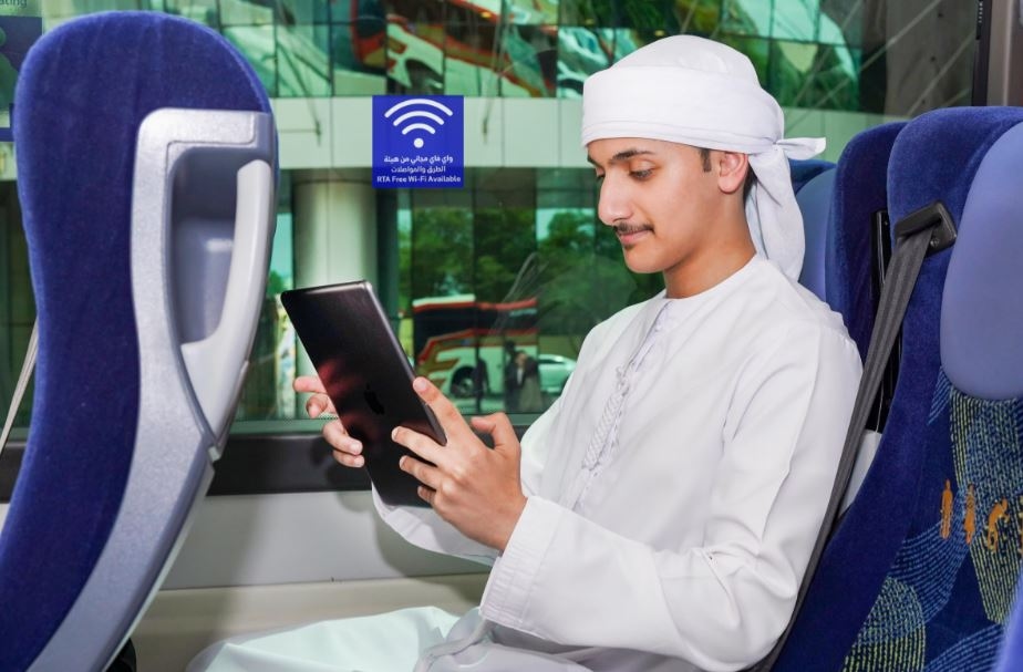 RTA Partners with e& to Provide Free Wi-Fi on All Intercity Buses