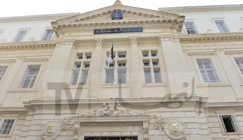 التماس عقوبات بين 3 و10 سنوات حبسا نافذا لإطارات سابقين بالمؤسسة الوطنية لإنتاج الأنابيب