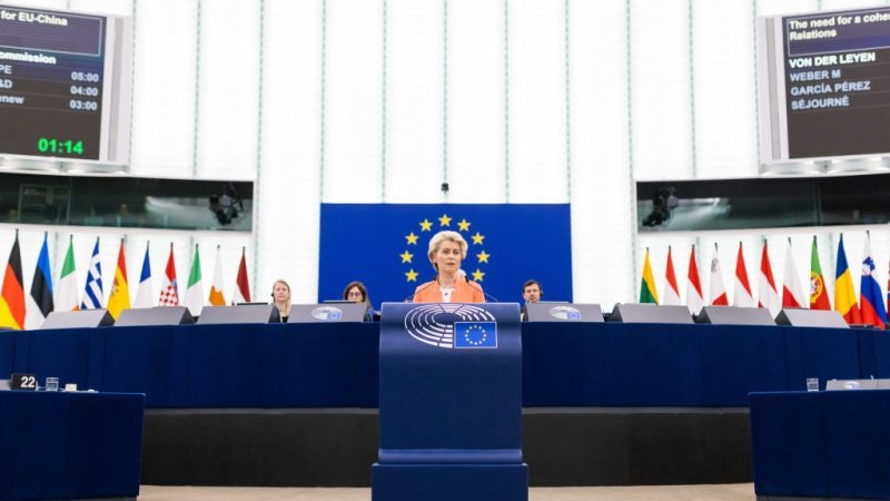 Censure motion against von der Leyen turns into attack on Weber