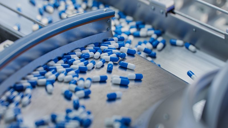 Greek MEPs demand tariff-free trade in medicines as new deadline looms