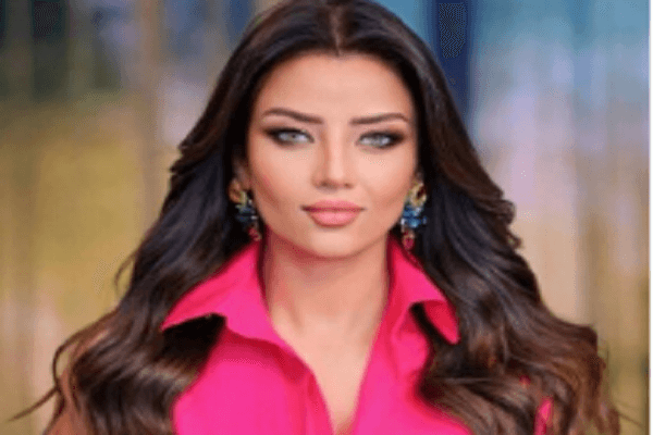 أعلامية شهيرة تعيش قصة حب وتفكر فى الارتباط