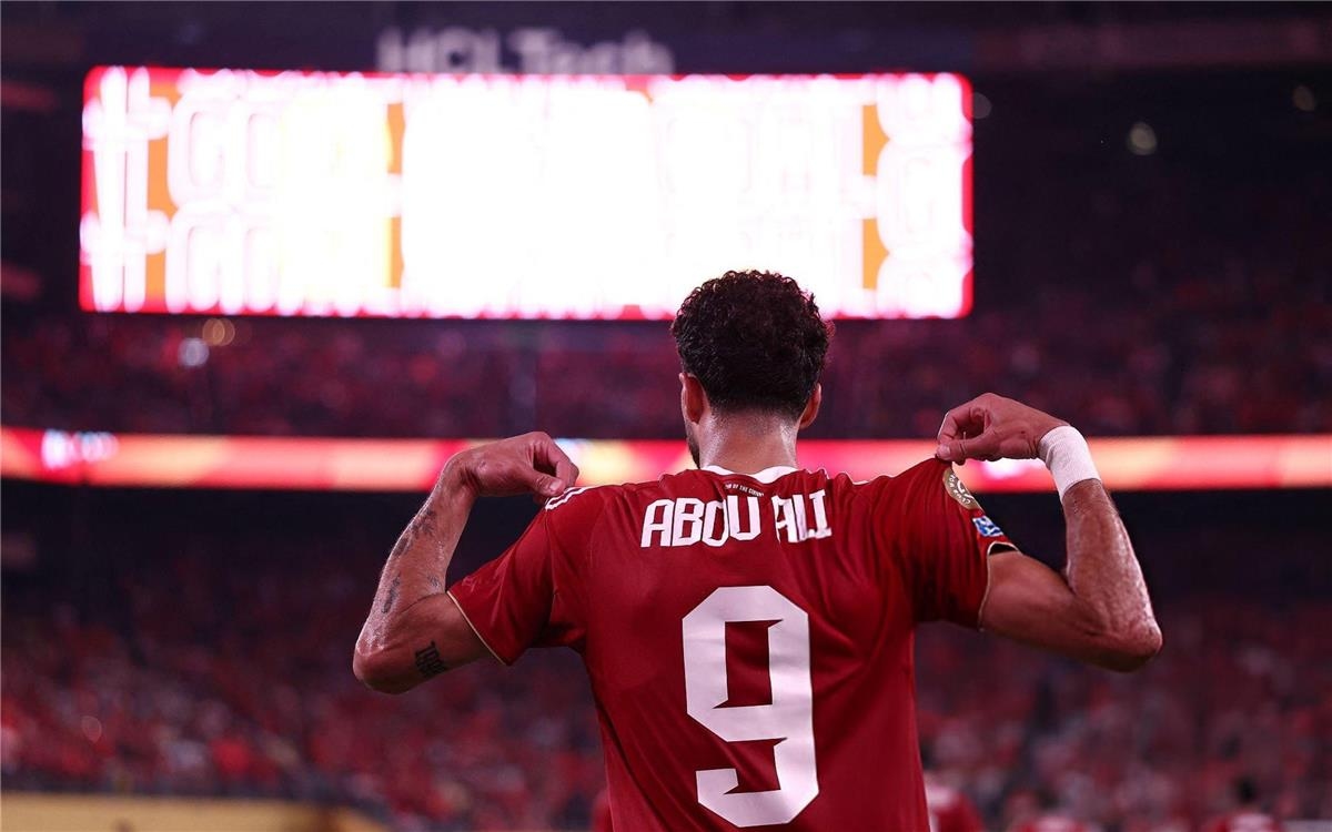 مقابل 7 مليون دولار .. الوصل الإماراتي يطلب ضم وسام أبو علي
