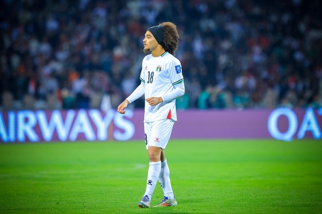 اللاعب الفلسطيني يصل القاهرة الأحد لتحديد مصيره