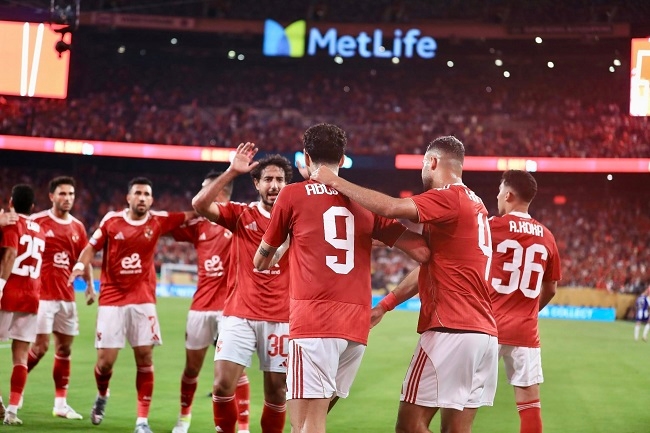 قرار جديد من ريبيرو بشأن تدعيم الجبهة اليمنى لـ الأهلي