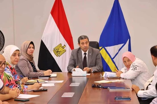محافظ دمياط يتابع مشروعات الهيئة العامة للطرق والكبارى