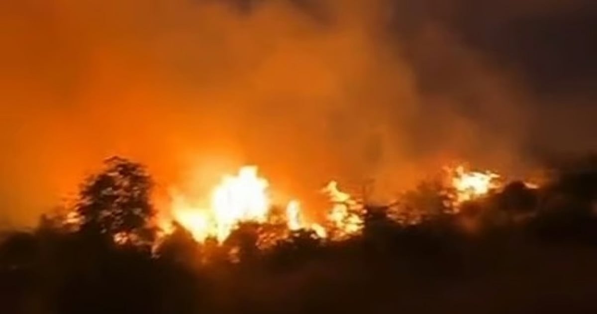 Wildfire Rages in Saudi Arabia's Al Baha Region