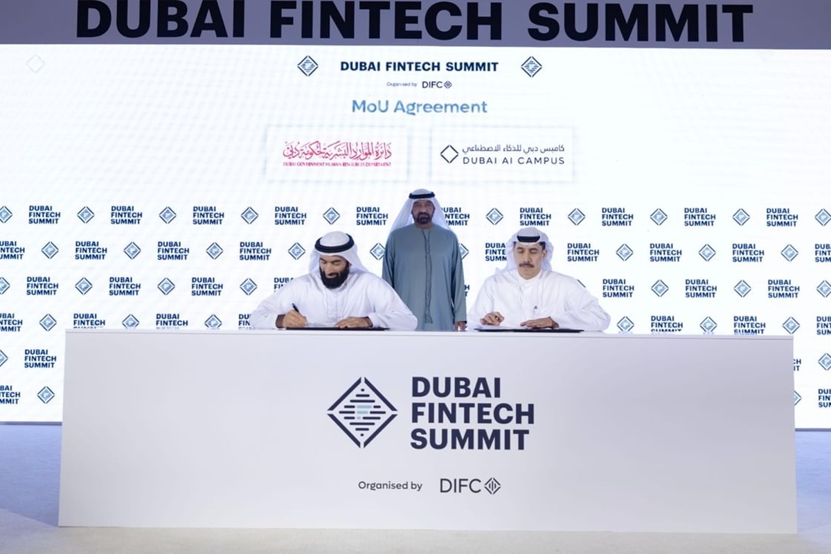 Dubai To Train 10,000 Workers In AI By 2030