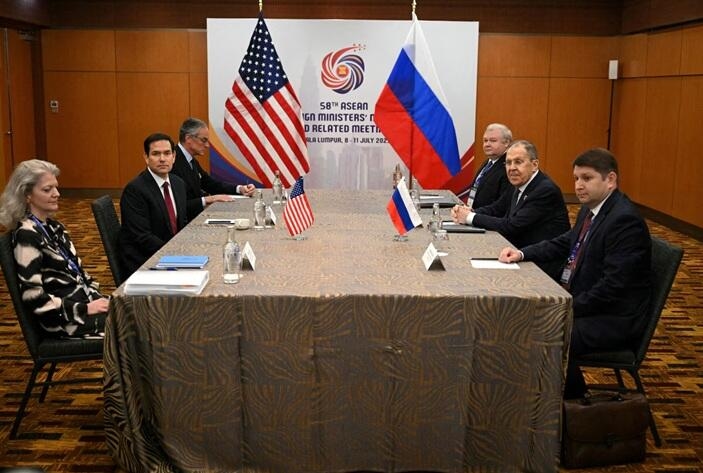 Trump Teases 'Major Statement' On Russia Coming In Days