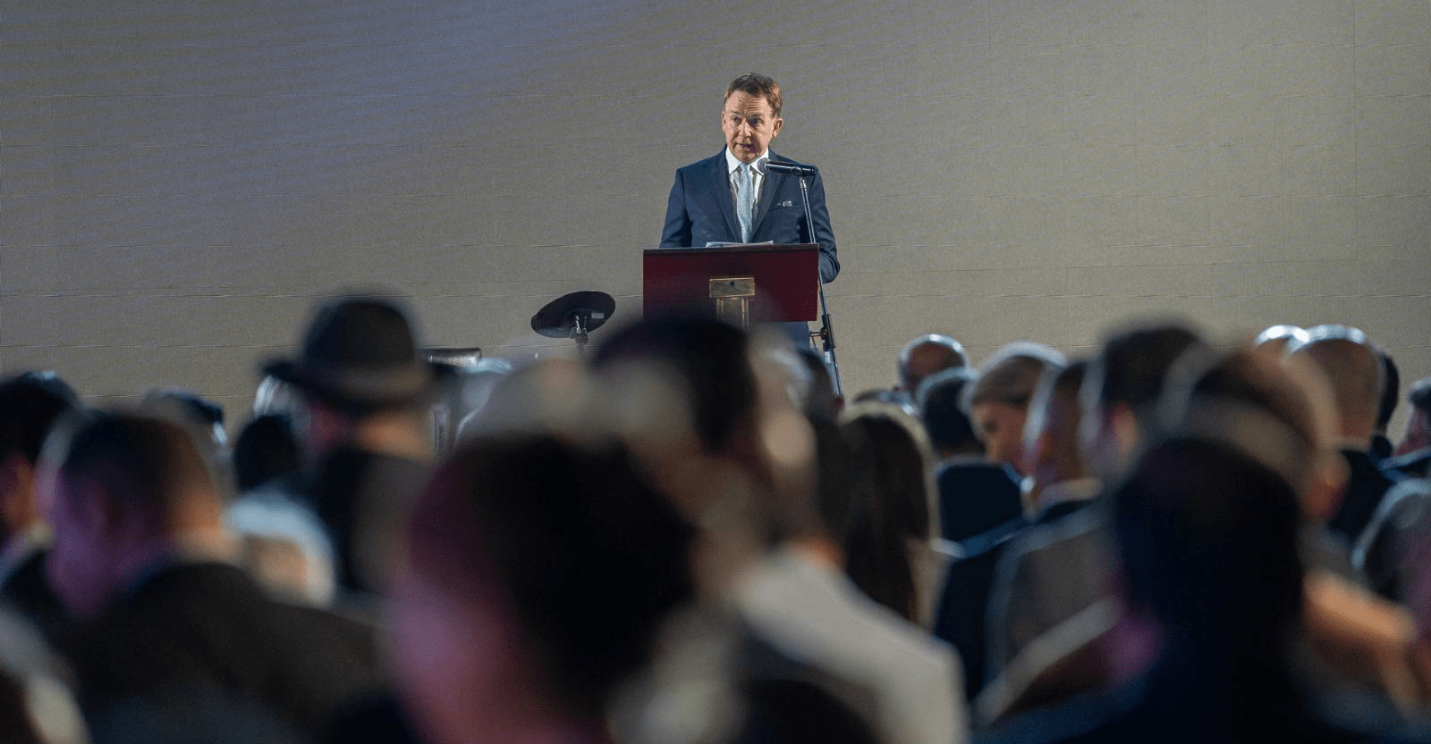 France praises Iraq's stability, vows continued security support