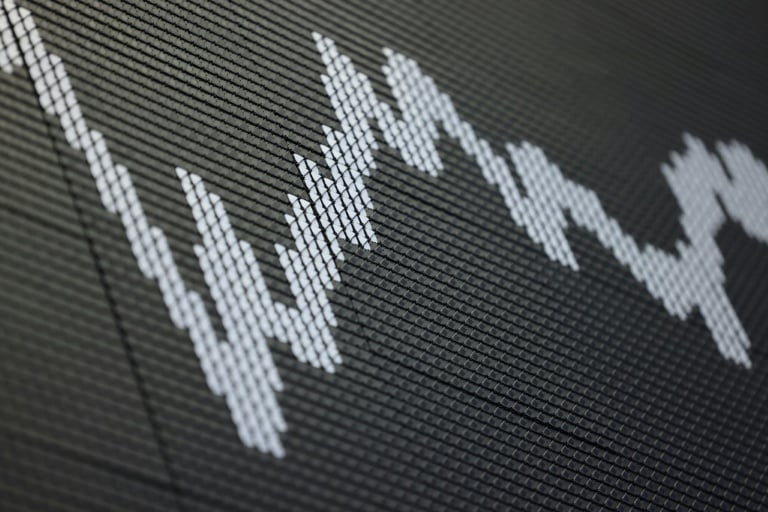 Asian markets turn lower as trade war rally fades