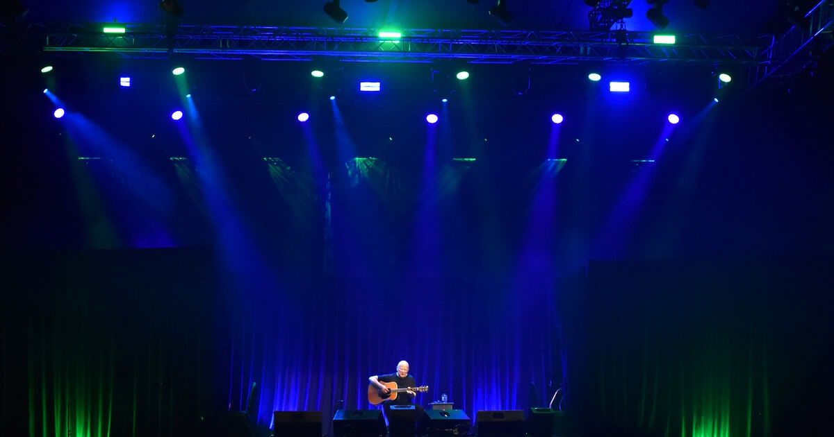 Christy Moore review: A powerhouse of a performance leads to standing ovation at Live at the Marquee