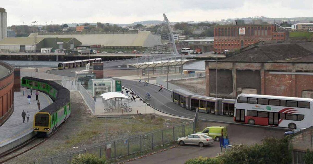 Cork City councillors retain plan for new bridge despite warnings it will limit use of the Lee