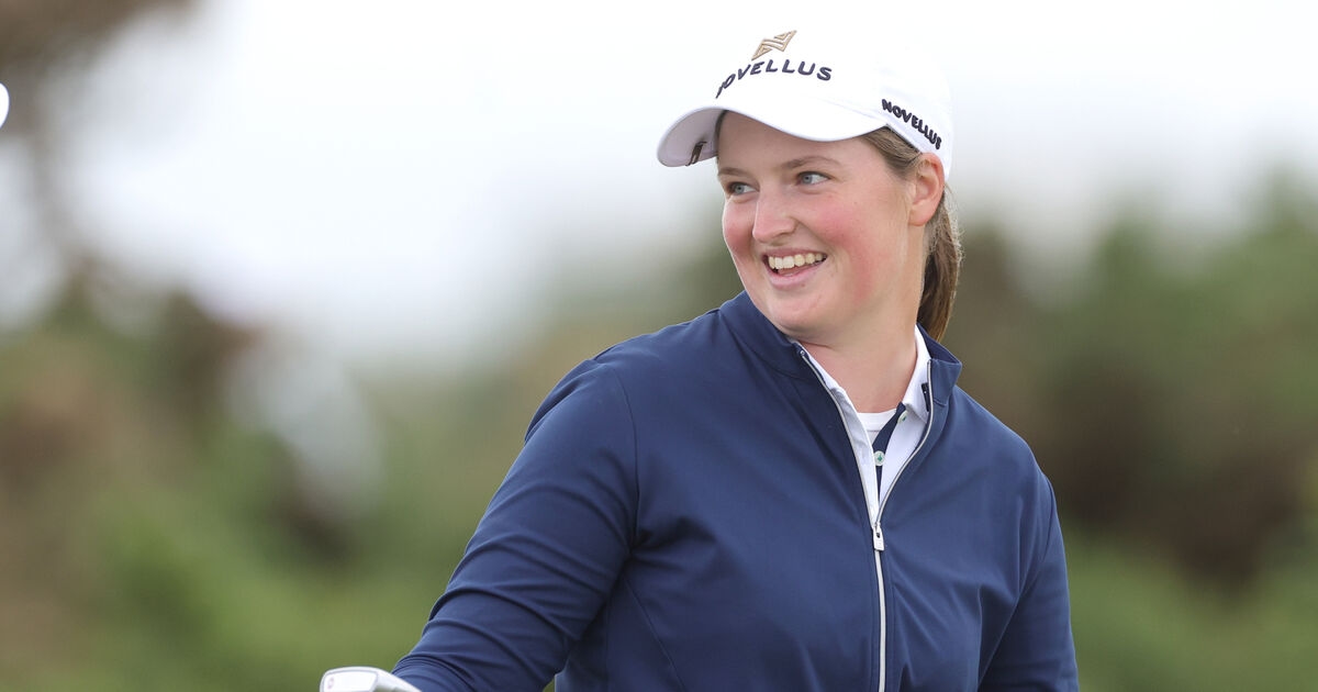 Lottie Woad fires final-round 68 to claim victory on her professional debut
