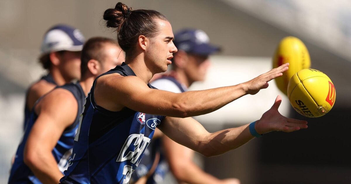 Mayo star Mullin becomes latest Irish player to sign new AFL deal