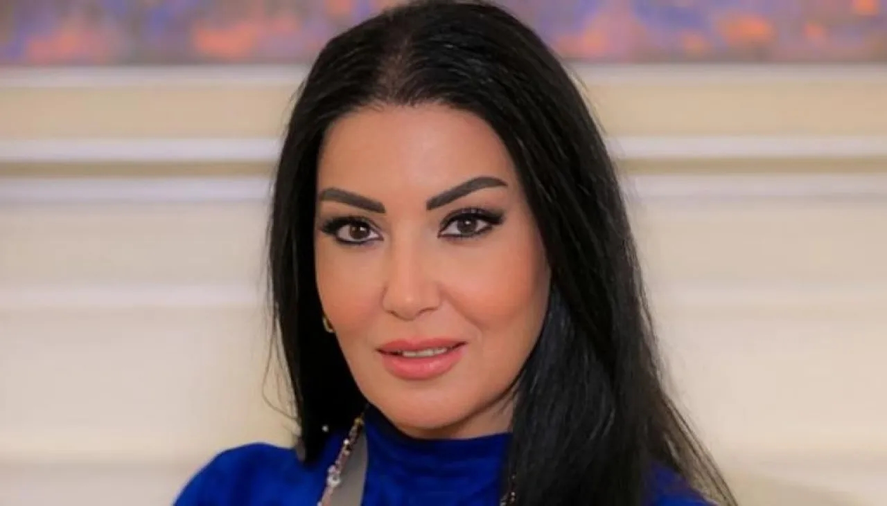 سمية الخشاب تنفي زواجها سرا