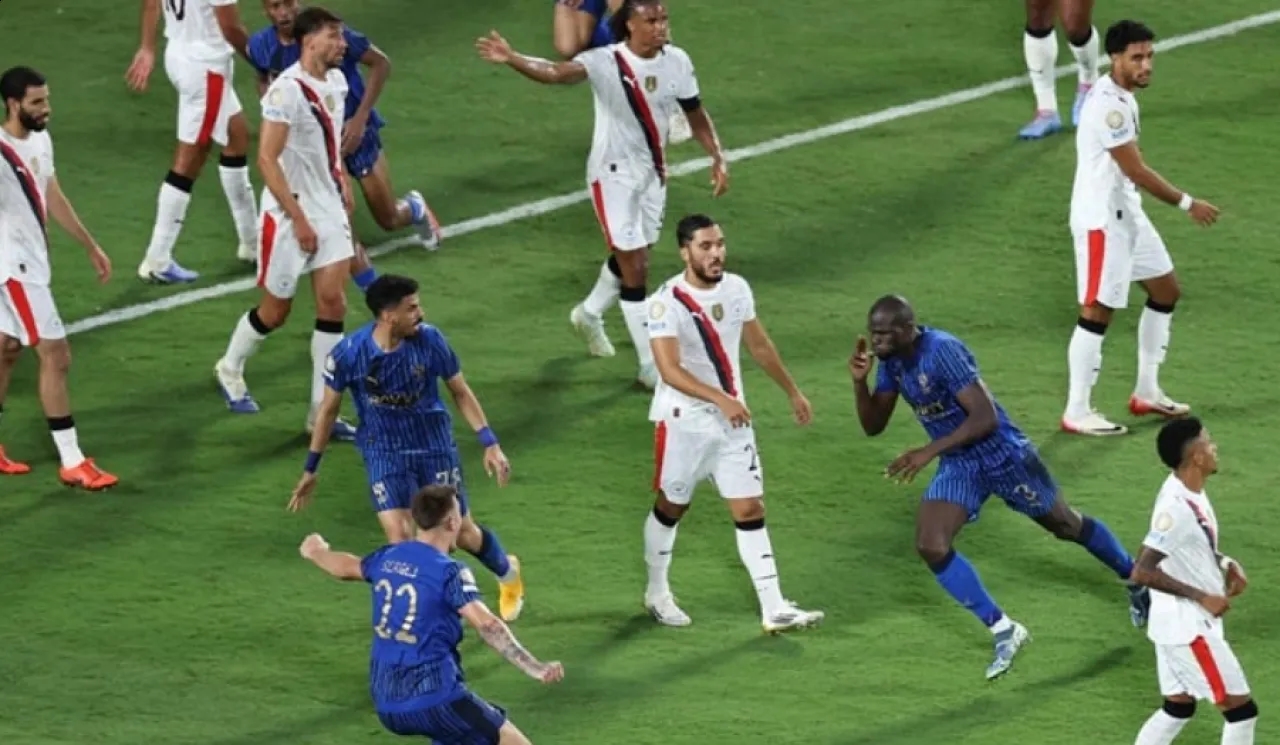 الوليد بن طلال: أول من هنأني بفوز الهلال كان شخصية إماراتية
