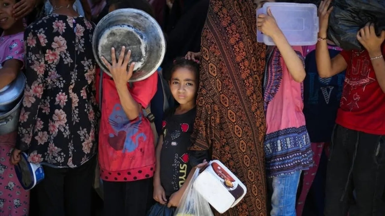 تقرير: "تعثر" مفاوضات وقف النار في غزة بسبب خطط الانسحاب الإسرائيلية