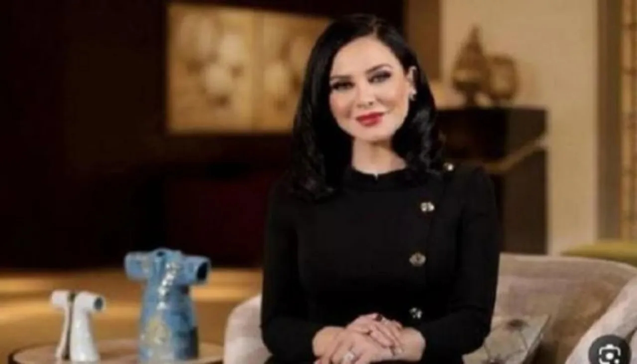 سلاف فواخرجي تستذكر والدتها وزياد الرحباني في عيد ميلادها