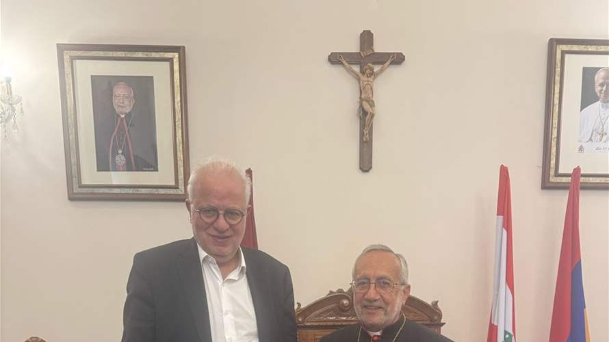 وزير العدل التقى البطريرك روفائيل بيدروس