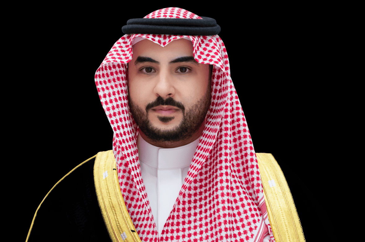 Saudi Defense Min., Iran's Military Chief of Staff Discuss Regional Developments