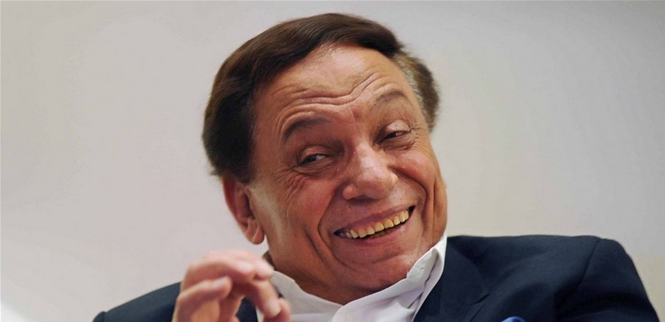 هل أصيب عادل إمام بهذا المرض الخطير؟