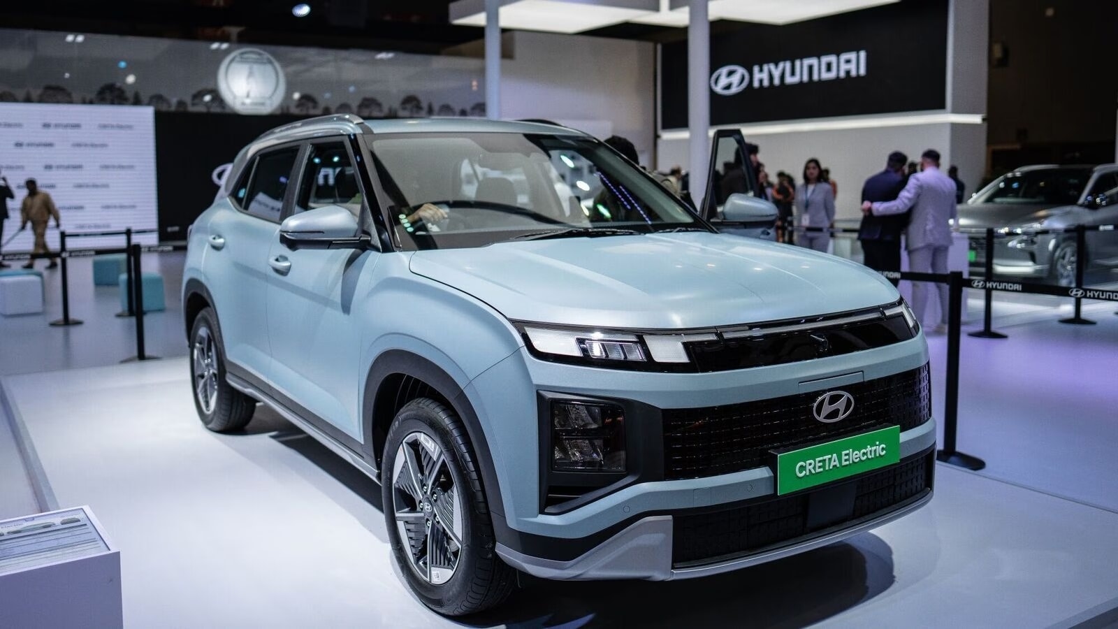 Hyundai Motor shares climb over 6%, break IPO price for first time since listing. More gains ahead?