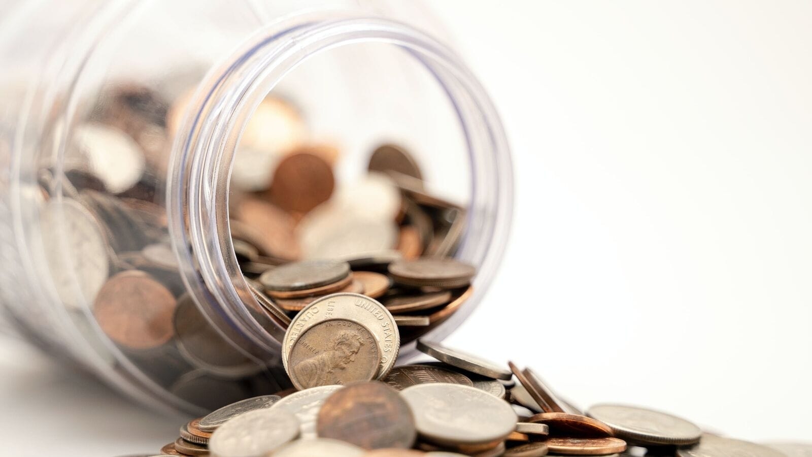 Latest personal loan interest rates: Which bank offers the lowest rate?