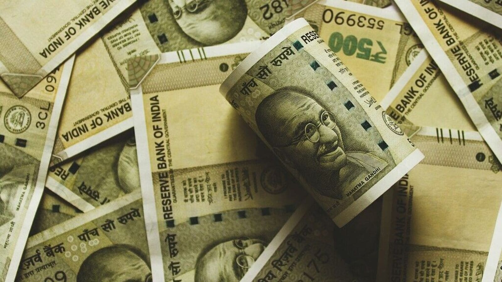 Personal loans for NRIs in India: Interest rates, loan tenure, and top bank options