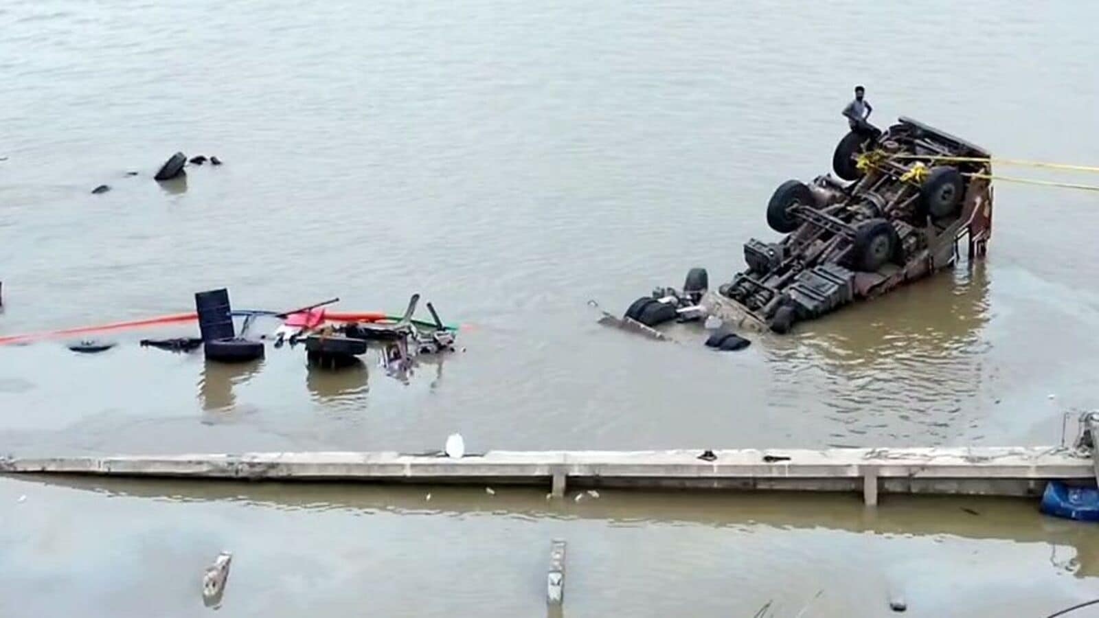 Vadodara Bridge collapse: Death toll rises to 13, ‘exact reason' for accident to be probed