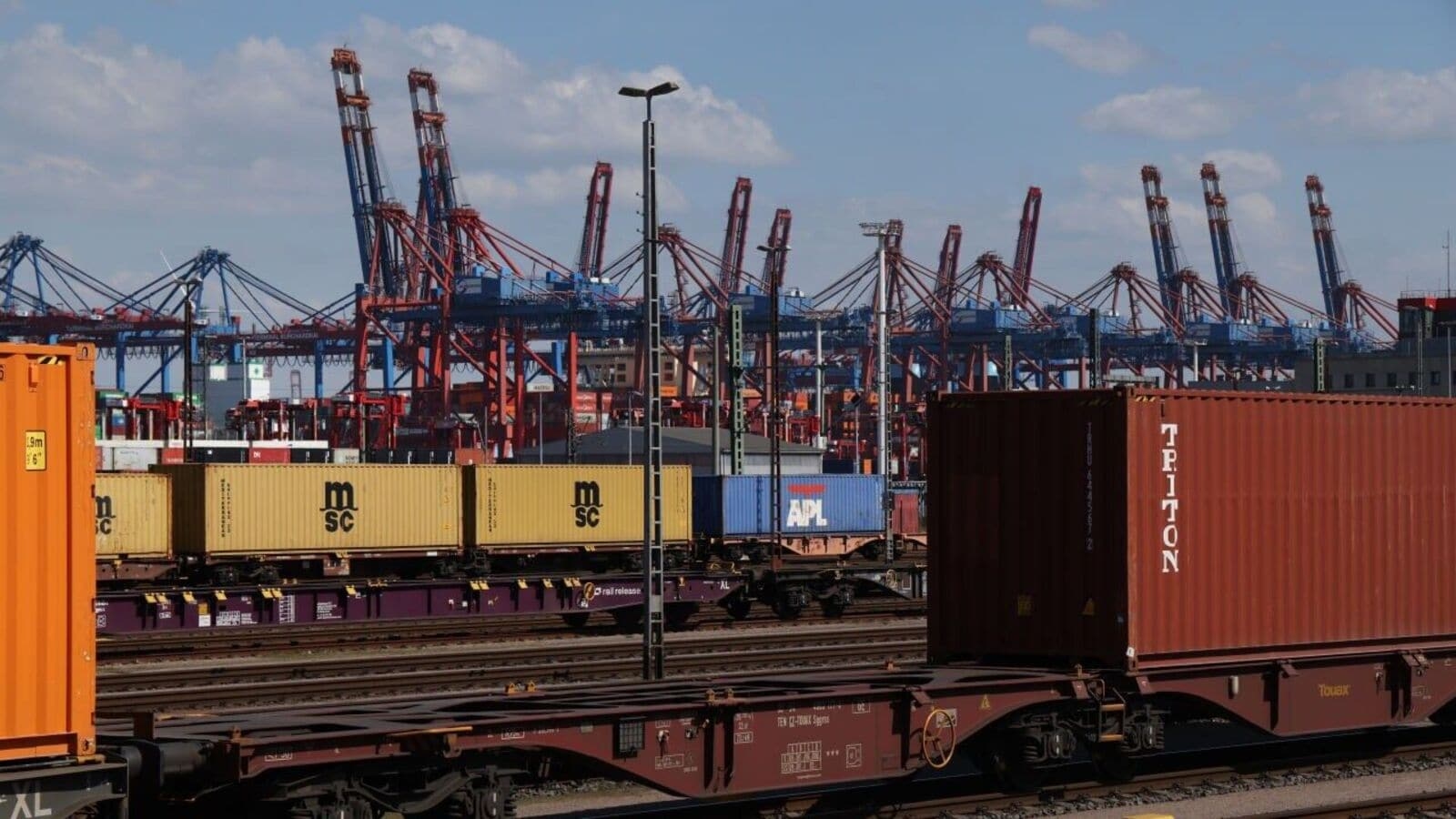 Europe draws up retaliatory tariffs for US goods in case no trade deal is reached