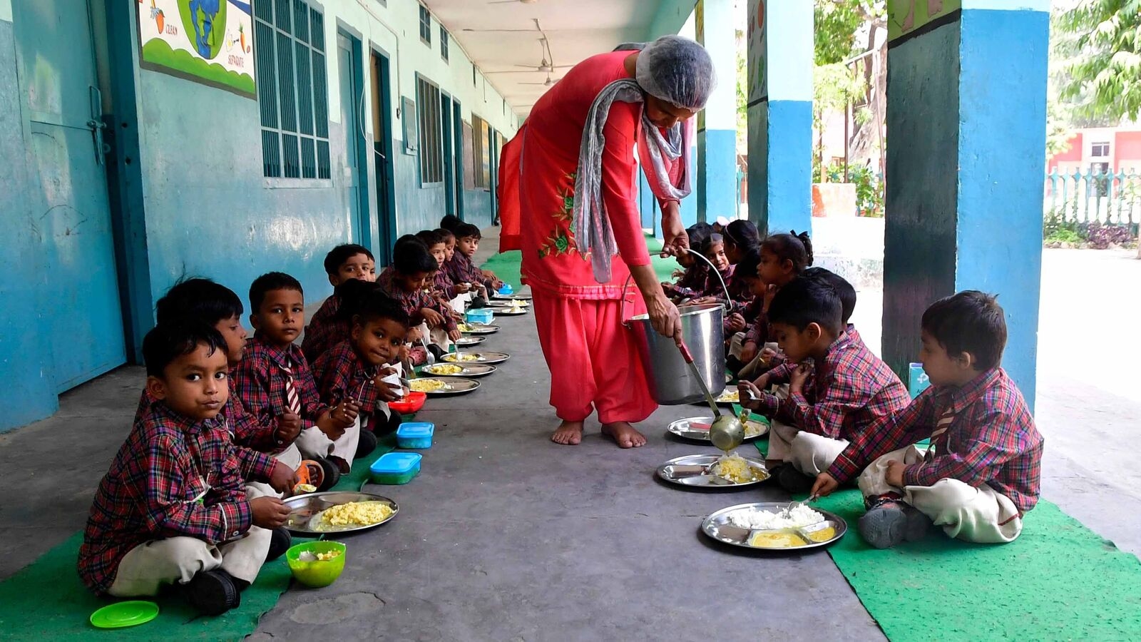 ‘Oil Board': CBSE flags obesity rate in India; urges schools to encourage students to use stairs, limit ‘high-fat snack'