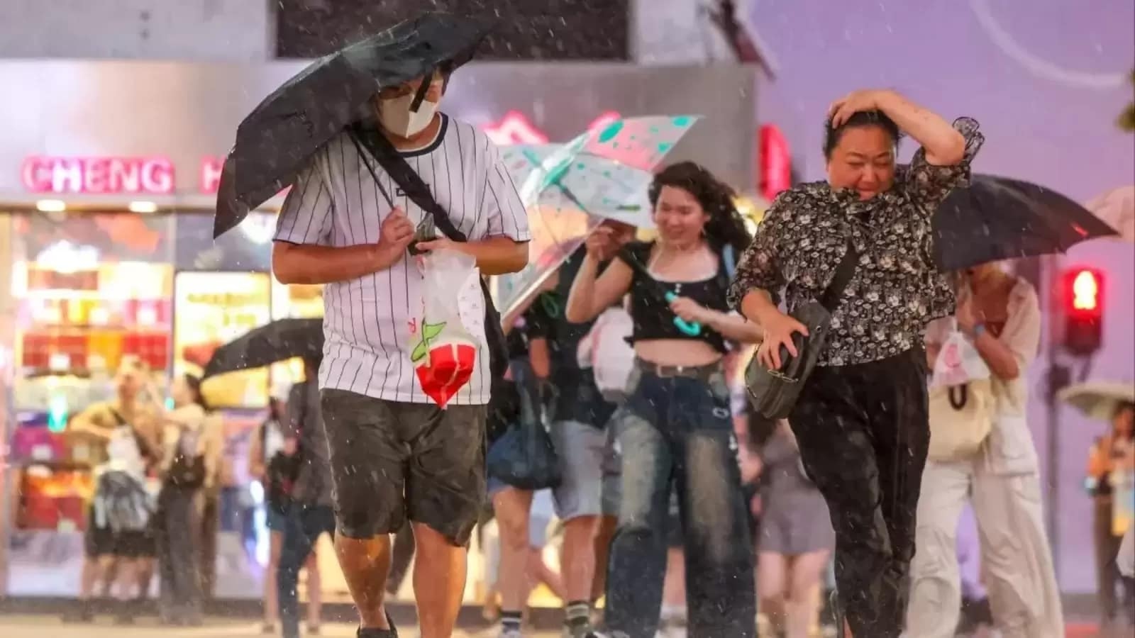 Over 280 flights cancelled, vehicle movement disrupted as Typhoon Wipha approaches Hong Kong
