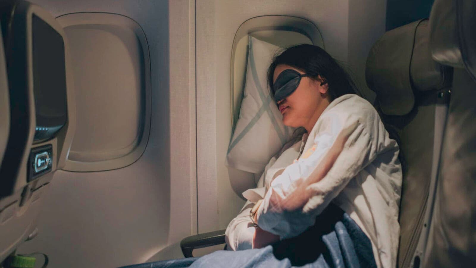 Can apps and hacks really prevent jet lag?
