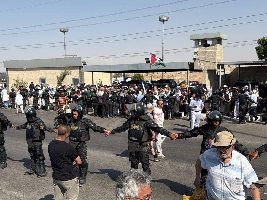 Update: Authorities use force to disperse Global March to Gaza participants