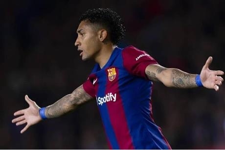 رافينيا ينفرد بإنجاز برازيلي في دوري الأبطال