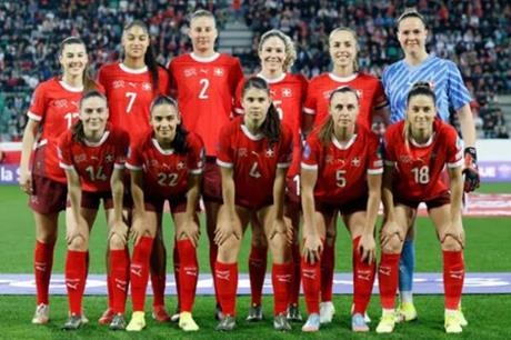 هزيمة محرجة .. منتخب سويسرا للسيدات يتكبد سباعية من ناشئين للذكور